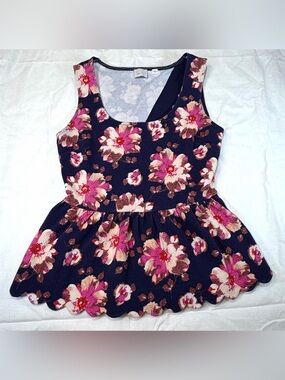 Anthropology 9-H15 STCL Navy Floral Peplum Top with open Back
